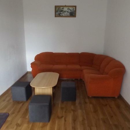 ホテルApartament Gizycko Mazury エクステリア 写真