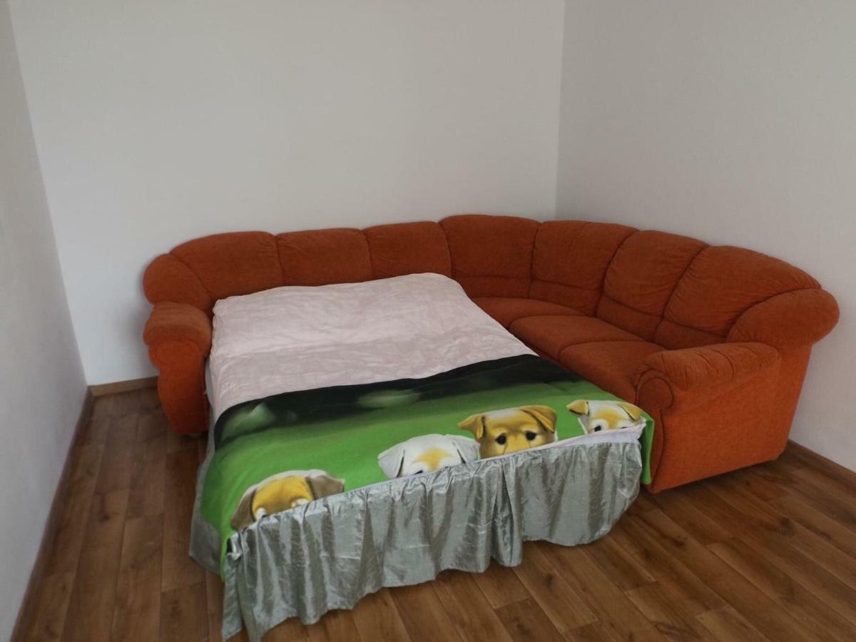 ホテルApartament Gizycko Mazury エクステリア 写真